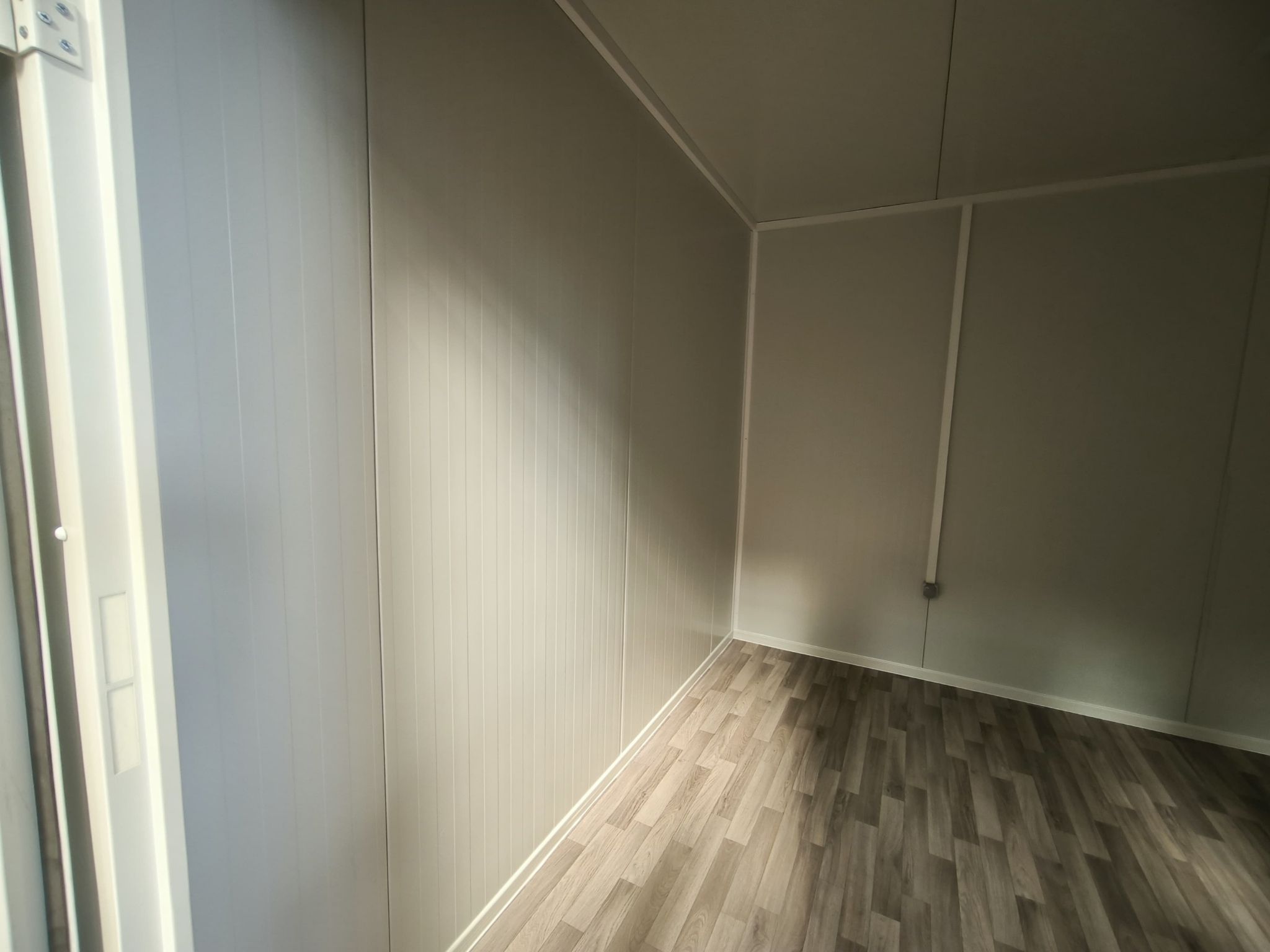 Modullex container delivery and setup process